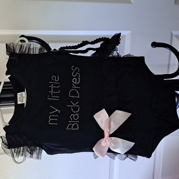 Onesie - Picture 1 of 1